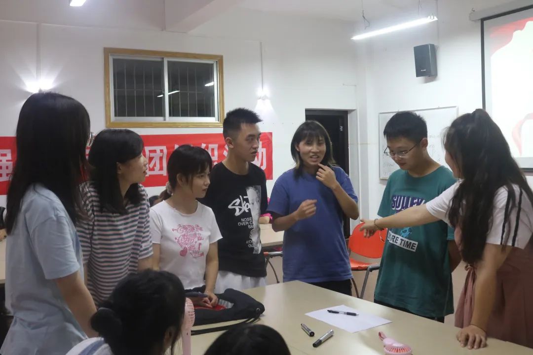 13ED8